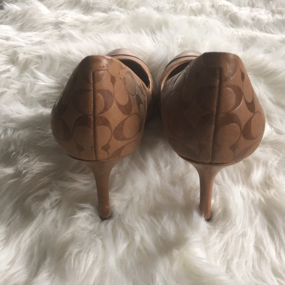 Coach Shoes - Picture 3 of 4